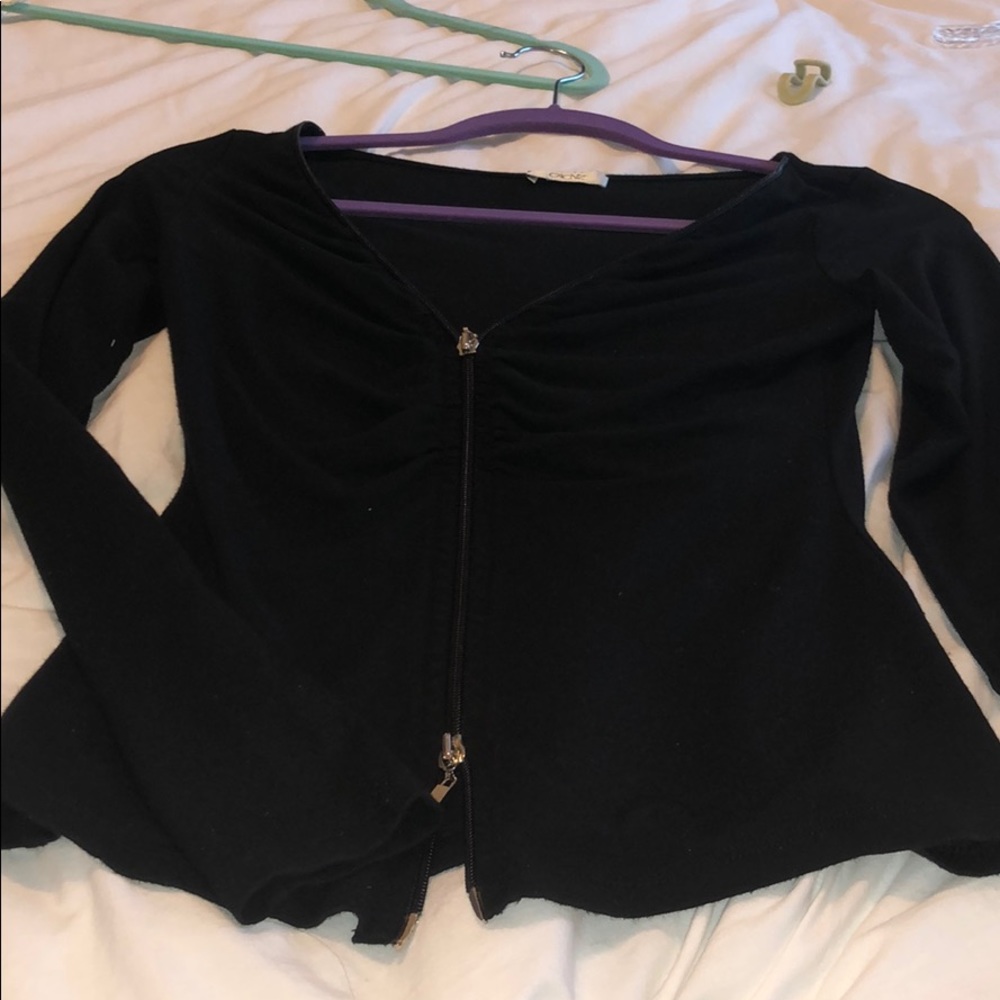 Black zipper long sleeve